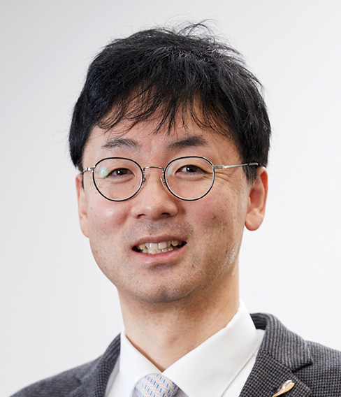 高見 剛 教授